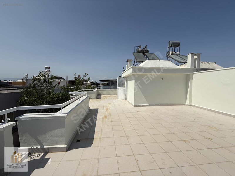 Güzeloba'da Satılık İkiz Villa, 440m² Arsa, 5+1 / 5+1 — fotoğraf 37