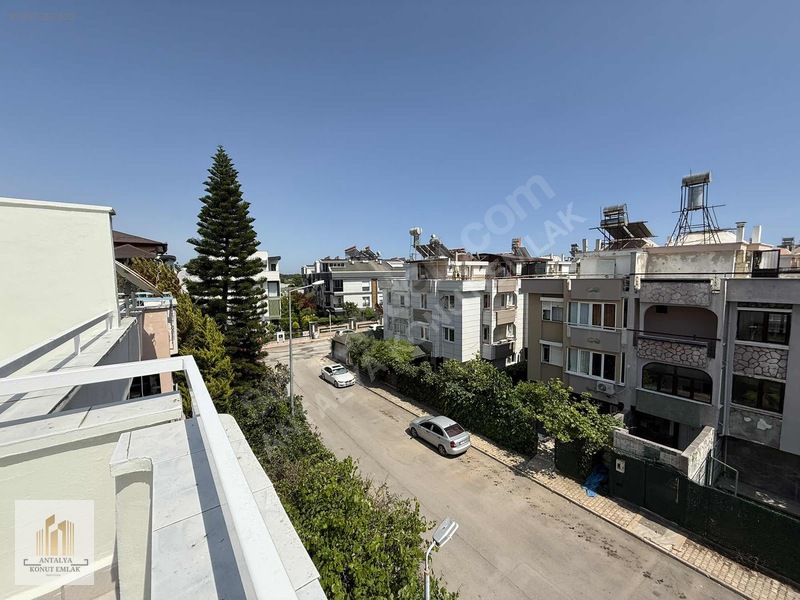 Güzeloba'da Satılık İkiz Villa, 440m² Arsa, 5+1 / 5+1 — fotoğraf 38