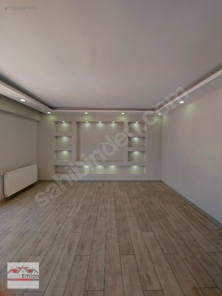 Gerze Emlak'tan 19 Mayıs Mahallesinde Kiralık Daire