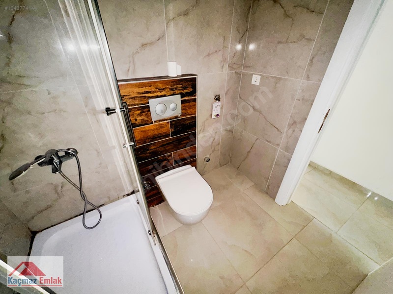 Ataşehir Fetih Mah 1.kat 2+1 100m2geniş Yeni Bina Asansör-balkon — fotoğraf 19