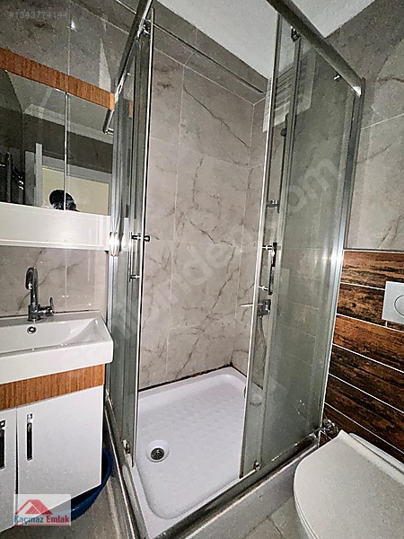 Ataşehir Fetih Mah 1.kat 2+1 100m2geniş Yeni Bina Asansör-balkon — fotoğraf 20