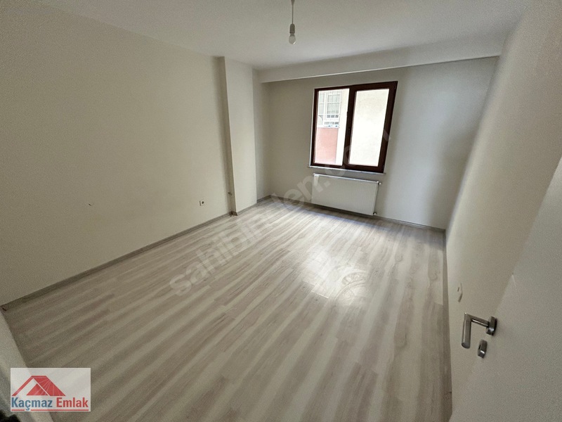 Ataşehir Fetih Mah 1.kat 2+1 100m2geniş Yeni Bina Asansör-balkon — fotoğraf 22