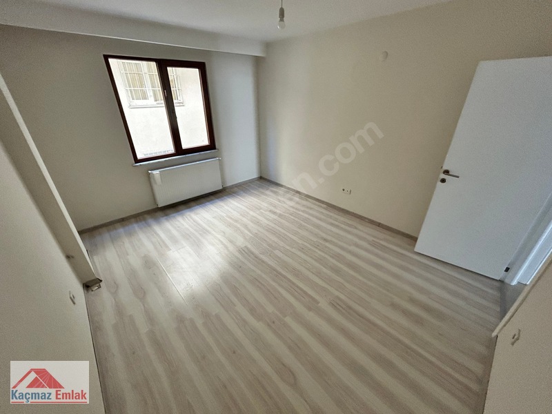 Ataşehir Fetih Mah 1.kat 2+1 100m2geniş Yeni Bina Asansör-balkon — fotoğraf 23