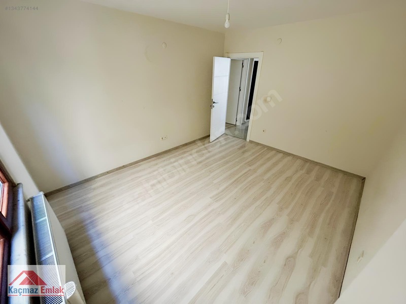 Ataşehir Fetih Mah 1.kat 2+1 100m2geniş Yeni Bina Asansör-balkon — fotoğraf 24