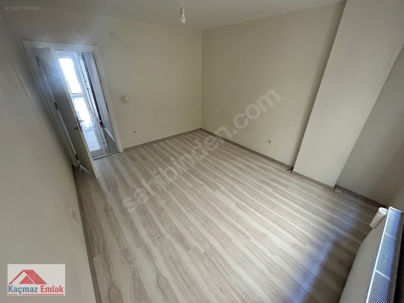 Ataşehir Fetih Mah 1.kat 2+1 100m2geniş Yeni Bina Asansör-balkon — fotoğraf 25