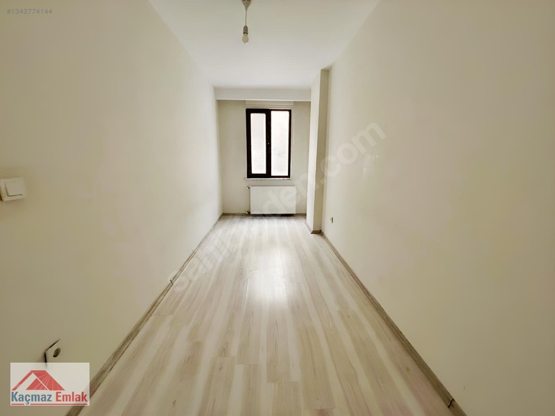 Ataşehir Fetih Mah 1.kat 2+1 100m2geniş Yeni Bina Asansör-balkon — fotoğraf 30