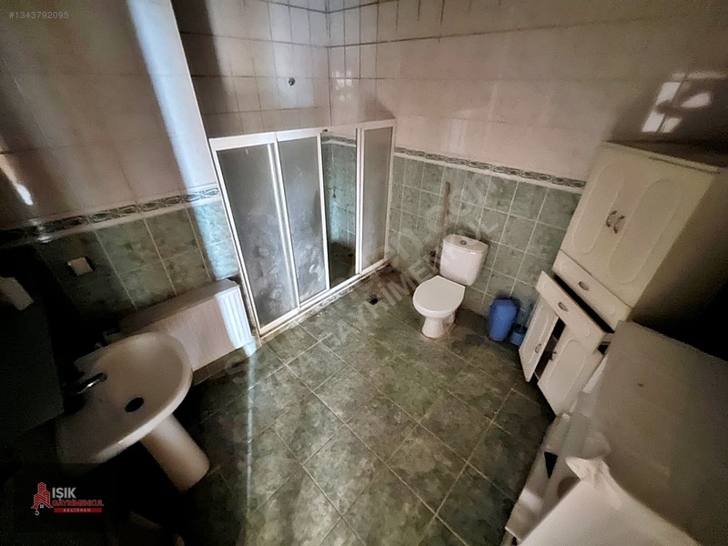 *ışıktan Ragıp Tüzün Cadde Üzeri Harika Genişlikte Arakatta 3+1* — fotoğraf 29