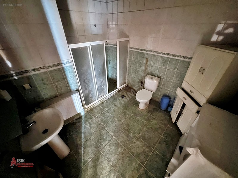 *ışıktan Ragıp Tüzün Cadde Üzeri Harika Genişlikte Arakatta 3+1* — fotoğraf 30