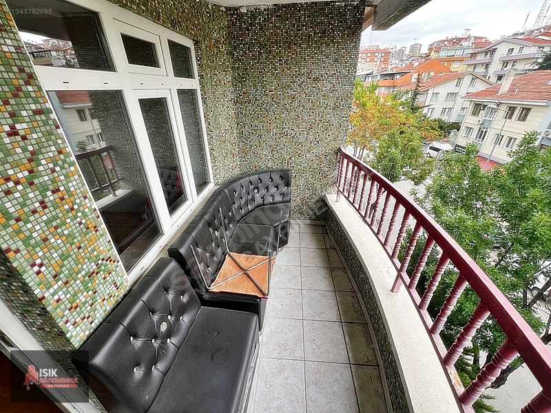 *ışıktan Ragıp Tüzün Cadde Üzeri Harika Genişlikte Arakatta 3+1* — fotoğraf 33