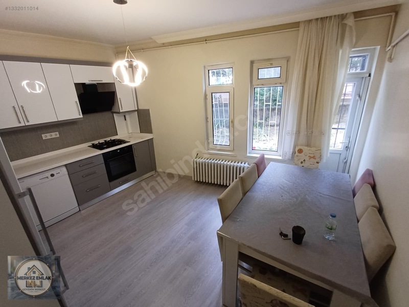 Merkez Emlak'dan Şehir Hastanesi Yakını Full Eşyalı 2+1 — fotoğraf 2