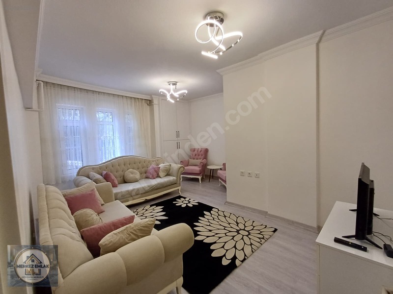 Merkez Emlak'dan Şehir Hastanesi Yakını Full Eşyalı 2+1 — fotoğraf 4