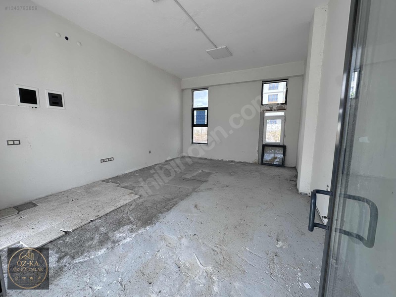 Öz-ka Emlak | 3. Etap Tokide Kiralık Dükkân — fotoğraf 3