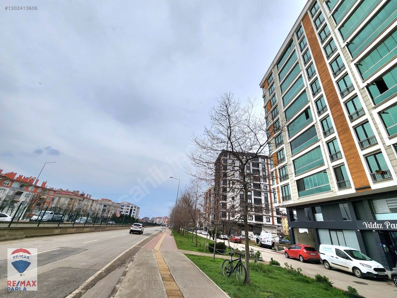 Damla Demir Gür'den Ömürevlerinde Kullanışlı Satılık 4+1 Daire — fotoğraf 3