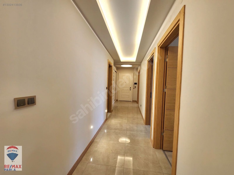 Damla Demir Gür'den Ömürevlerinde Kullanışlı Satılık 4+1 Daire — fotoğraf 7