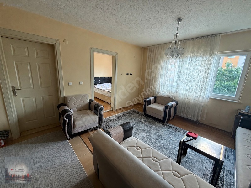 Realty World'den Yunus Emre Mah. Satılık 1+1 Eşyalı Daire