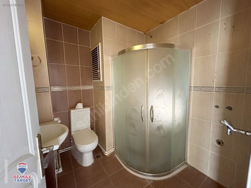 Güneşli Mahallesinde 2+1 110m² Ferah Kiralık Daire — fotoğraf 13