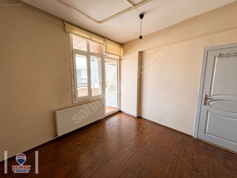 Güneşli Mahallesinde 2+1 110m² Ferah Kiralık Daire — fotoğraf 21