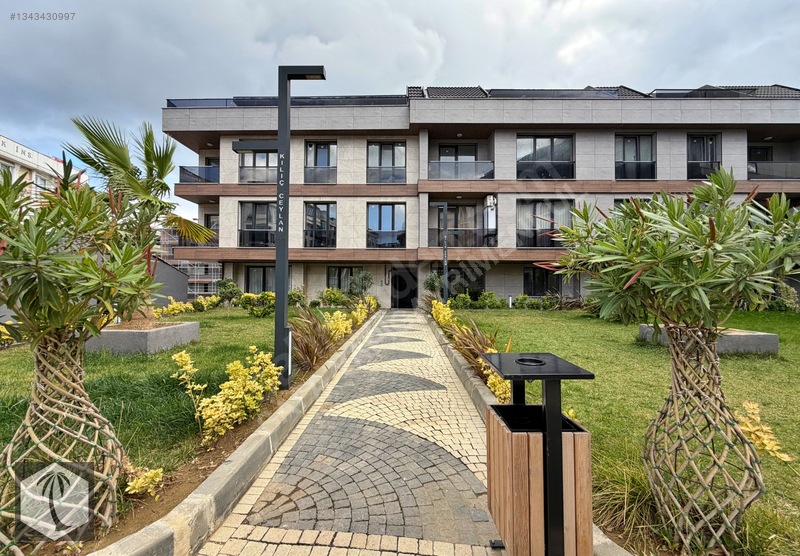 Beylikdüzü Safadan Marinaya Yakın Havuzlu Sitede 2+1 Daire — fotoğraf 2