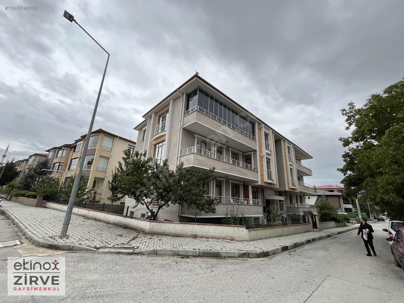 Ekinox Zirve/ Ergenekon Mah. Kiralık Geniş 3+1 Ferah Daire — fotoğraf 3