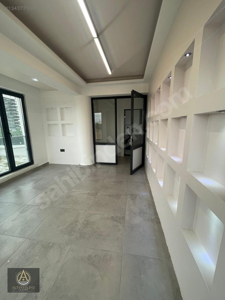 Uydukent Prestijli Lokasyon,köşe Konum 2+1 Ofis/dükkan — fotoğraf 8