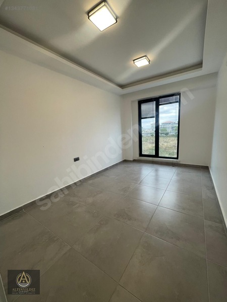 Uydukent Prestijli Lokasyon,köşe Konum 2+1 Ofis/dükkan — fotoğraf 19
