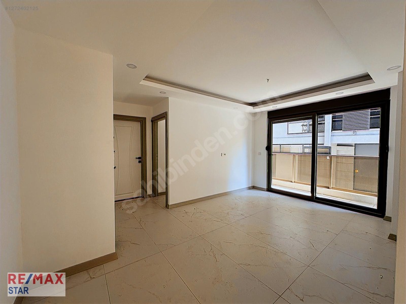 Antalya Caddesi'nde Kiralık Asansörlü Sıfır 2+1 Ofisler — fotoğraf 3