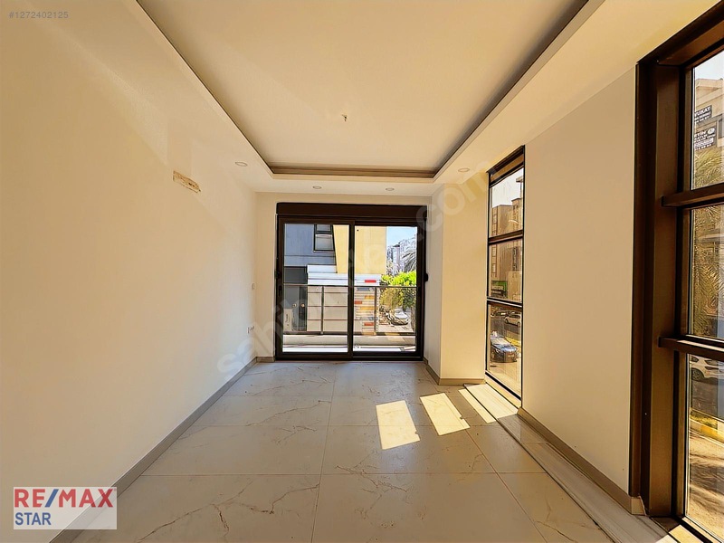 Antalya Caddesi'nde Kiralık Asansörlü Sıfır 2+1 Ofisler — fotoğraf 9