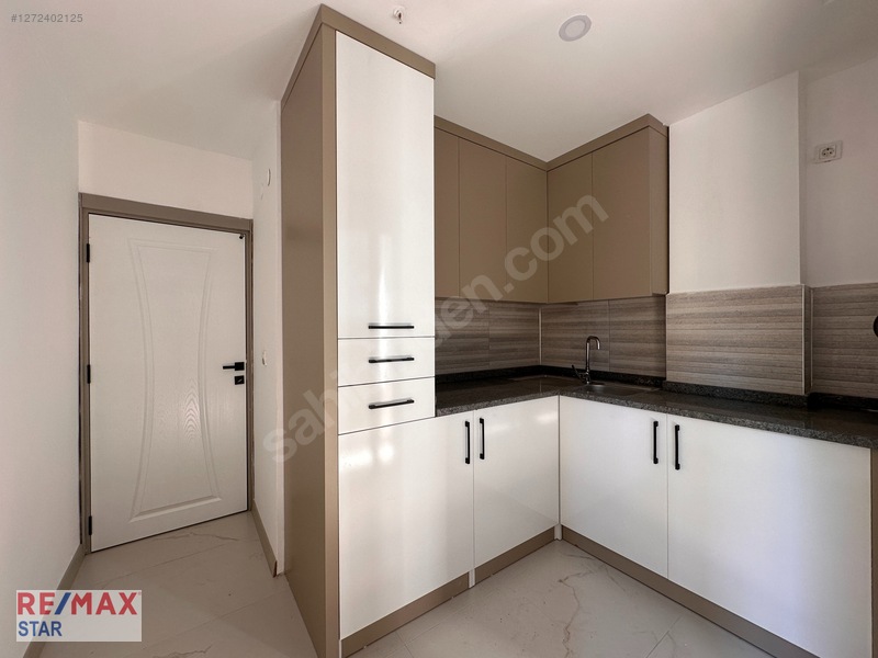 Antalya Caddesi'nde Kiralık Asansörlü Sıfır 2+1 Ofisler — fotoğraf 10