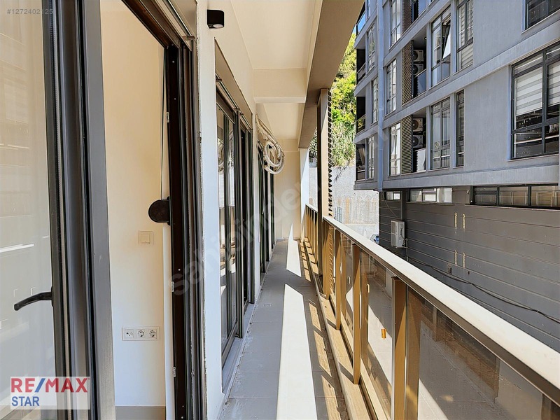 Antalya Caddesi'nde Kiralık Asansörlü Sıfır 2+1 Ofisler — fotoğraf 24