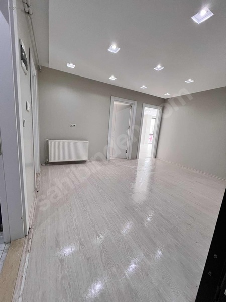 Gül Gayrimenkulden Kiralık 2+1 Ofis Maraş Cad Emlak Katılım Yanı