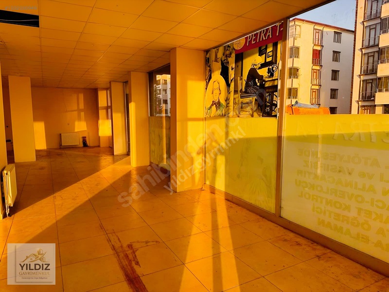 Yıldız Gayrimenkul'den Ulukentte Kiralık Dükkan + Depo Fırsatı