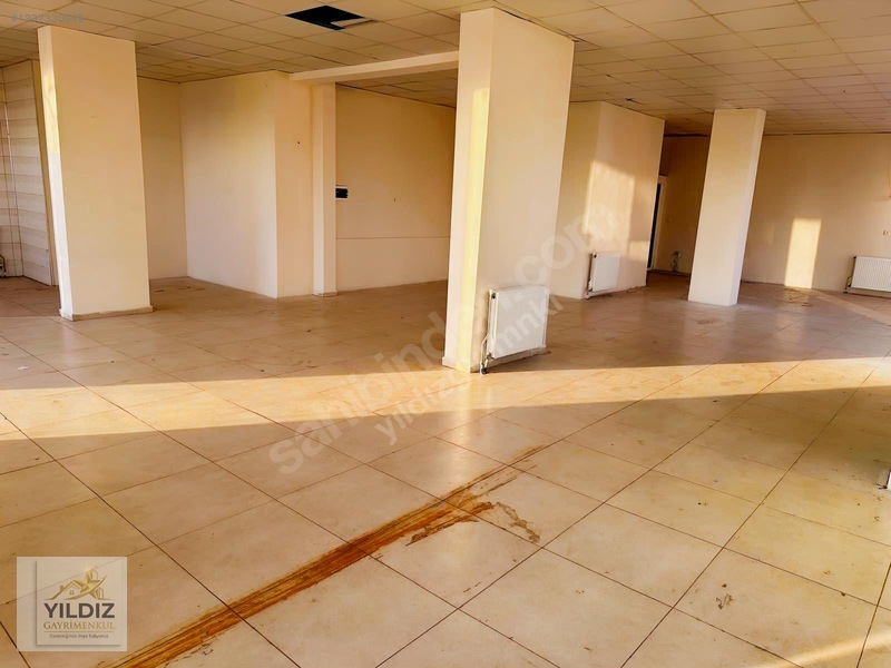 Yıldız Gayrimenkul'den Ulukentte Kiralık Dükkan + Depo Fırsatı — fotoğraf 2