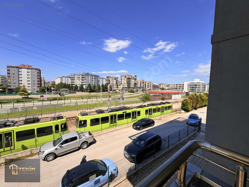 Özlüce Metro İstasyonun Yanında Arakat Full Eşyalı Kiralık Daire — fotoğraf 7