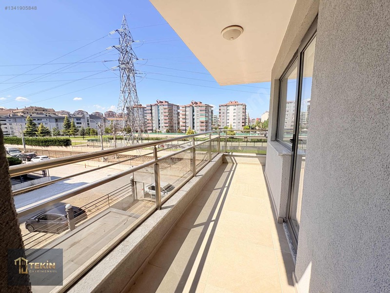 Özlüce Metro İstasyonun Yanında Arakat Full Eşyalı Kiralık Daire — fotoğraf 10