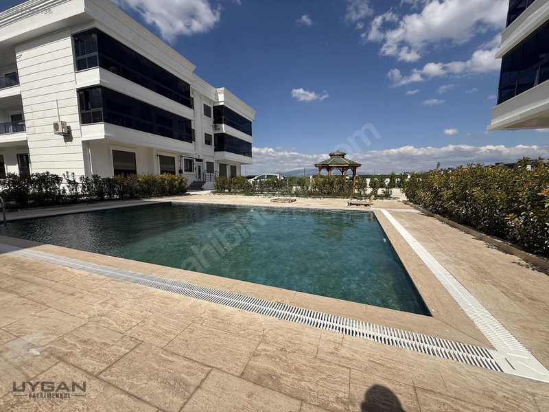 Uygandan Muratbey Mah. 185m² 3+1 Lüx Havuzlu Site — fotoğraf 31