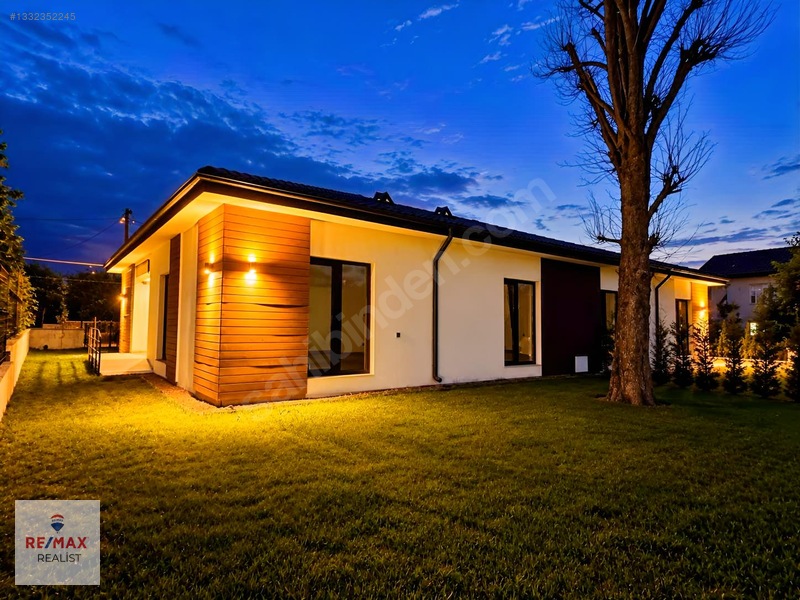 Remax Şaban Karakaş Tan Acil Satılık Müstakil Bahçeli Sıfır 3+1 — fotoğraf 3