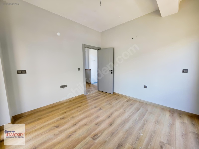 Villakent 3+1 Satılık Müstakil Villa — fotoğraf 13
