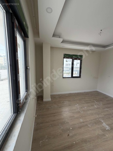 Fırsat Sıfır Havuzlu 1+1 Satılık Daire — fotoğraf 3