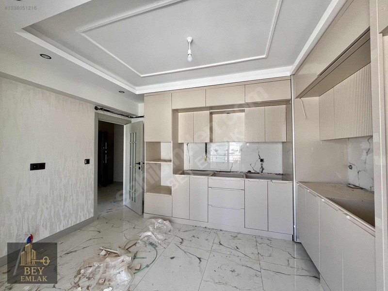 Ataşehir'de Fore Kazıklı Merkezi Konumda Lüks 2+1