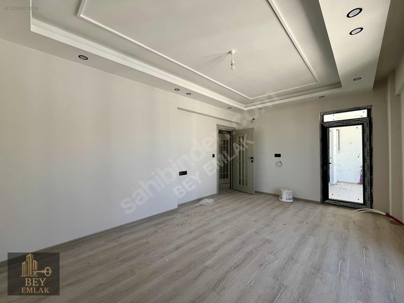 Ataşehir'de Fore Kazıklı Merkezi Konumda Lüks 2+1 — fotoğraf 4