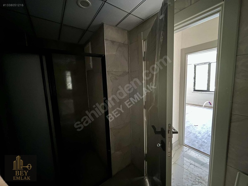 Ataşehir'de Fore Kazıklı Merkezi Konumda Lüks 2+1 — fotoğraf 12