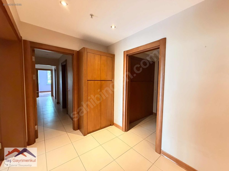 Uphill Court'ta Havuz Cepheli, 4+1, 155m² Kiralık Bakımlı Daire — fotoğraf 17