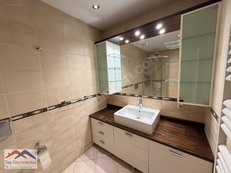 Uphill Court'ta Havuz Cepheli, 4+1, 155m² Kiralık Bakımlı Daire — fotoğraf 20