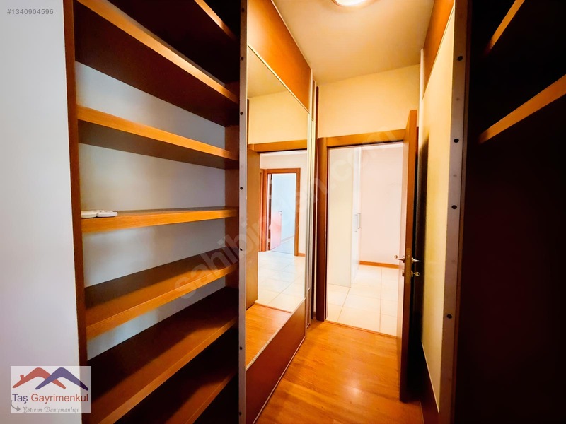 Uphill Court'ta Havuz Cepheli, 4+1, 155m² Kiralık Bakımlı Daire — fotoğraf 24