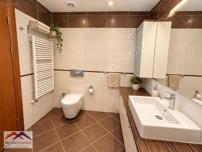 Uphill Court'ta Havuz Cepheli, 4+1, 155m² Kiralık Bakımlı Daire — fotoğraf 27