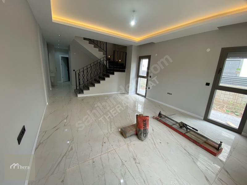 Muğla Bayırda Müstakil Bahçeli Sıfır 3+1 Dubleks Villa — fotoğraf 7