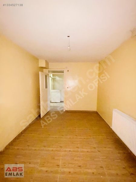 Abs Emlaktan Ulaş Mahallesinde 3+1 Kiralık — fotoğraf 4
