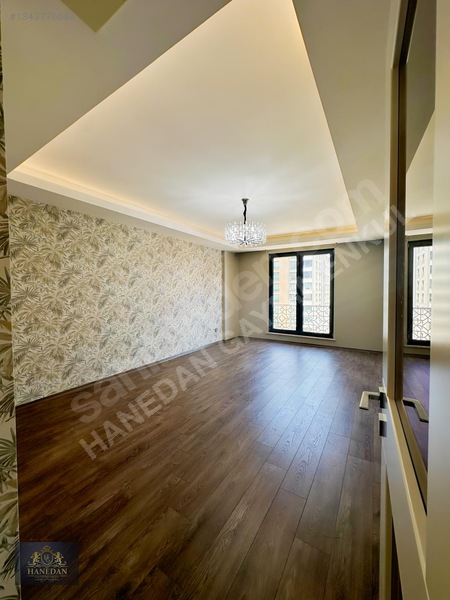Hanedan Gyo'dan Mona Roza Caddesinde Satılık 4+1 Daire — fotoğraf 11