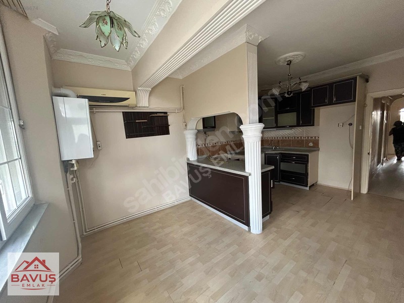 Cadde Cephe | 2+1 | 100 M² | 2. Kat | Kiralık Daire — fotoğraf 4