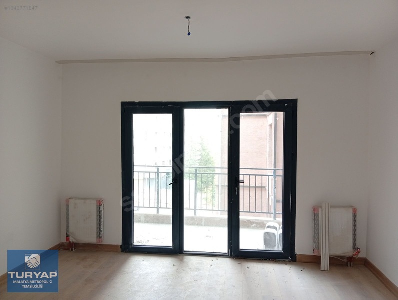 Turyap Metropol'den Çöşnükte Kiralık 3+1 Toki Dairesi